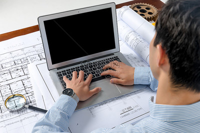 工程師與計算機 現代辦公的核心力量