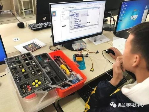 機器人編程教育 孩子計算機啟蒙的理想伙伴